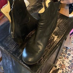 7.5 Frye Black Leather Ankle Wedge Boots